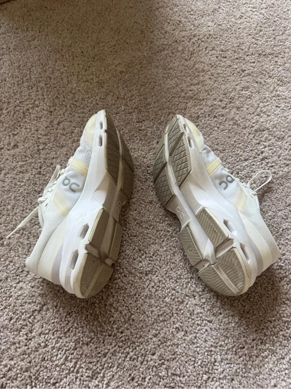 On CloudPulse men’s sneakers